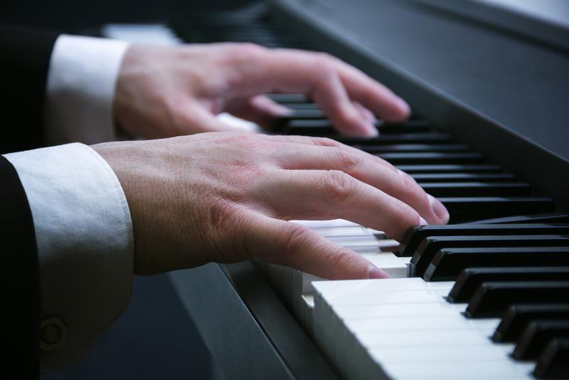 从入门到进阶的音乐大师课，手把手带你走上钢琴之路